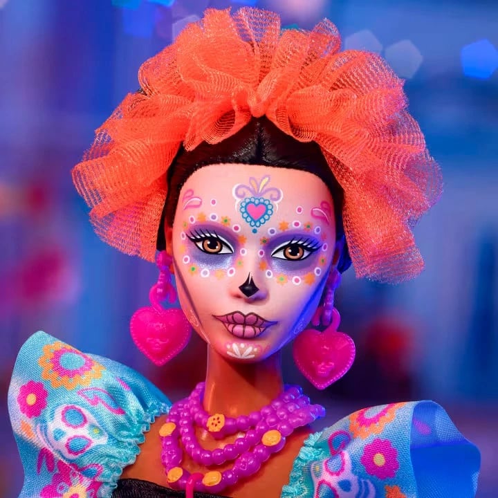 Kukull Barbie Signature Day of the Dead 2024, Mattel HRM72, me fustan të zi dhe aksesorë, për vajza