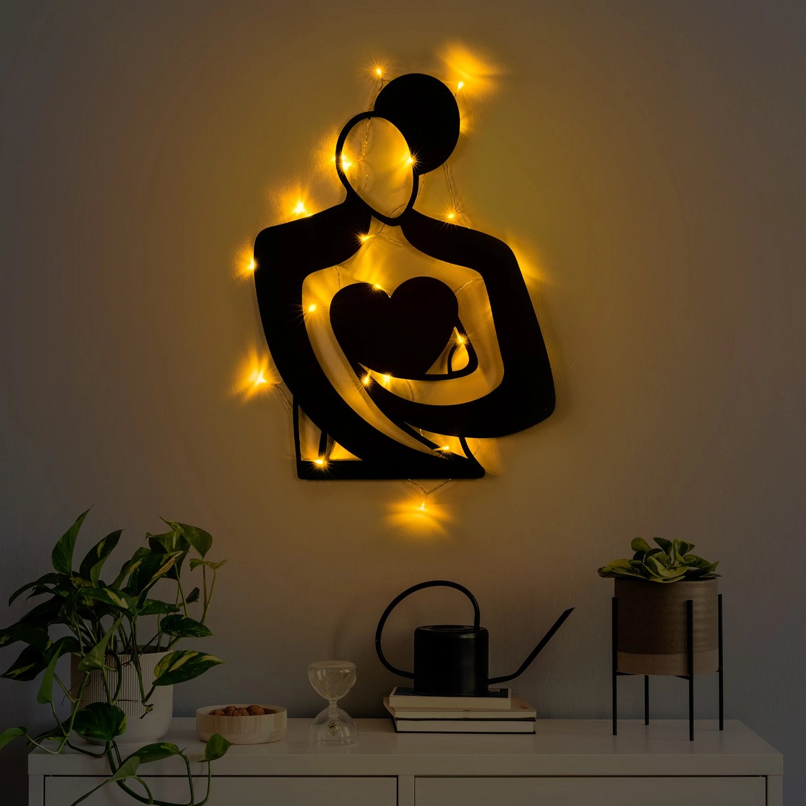 Aksesor dekorativ muri prej metali Wallity, Hug 117, ngjyrë e zezë, 70x52cm