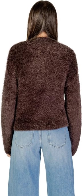 Xhemper femra Only, kafe