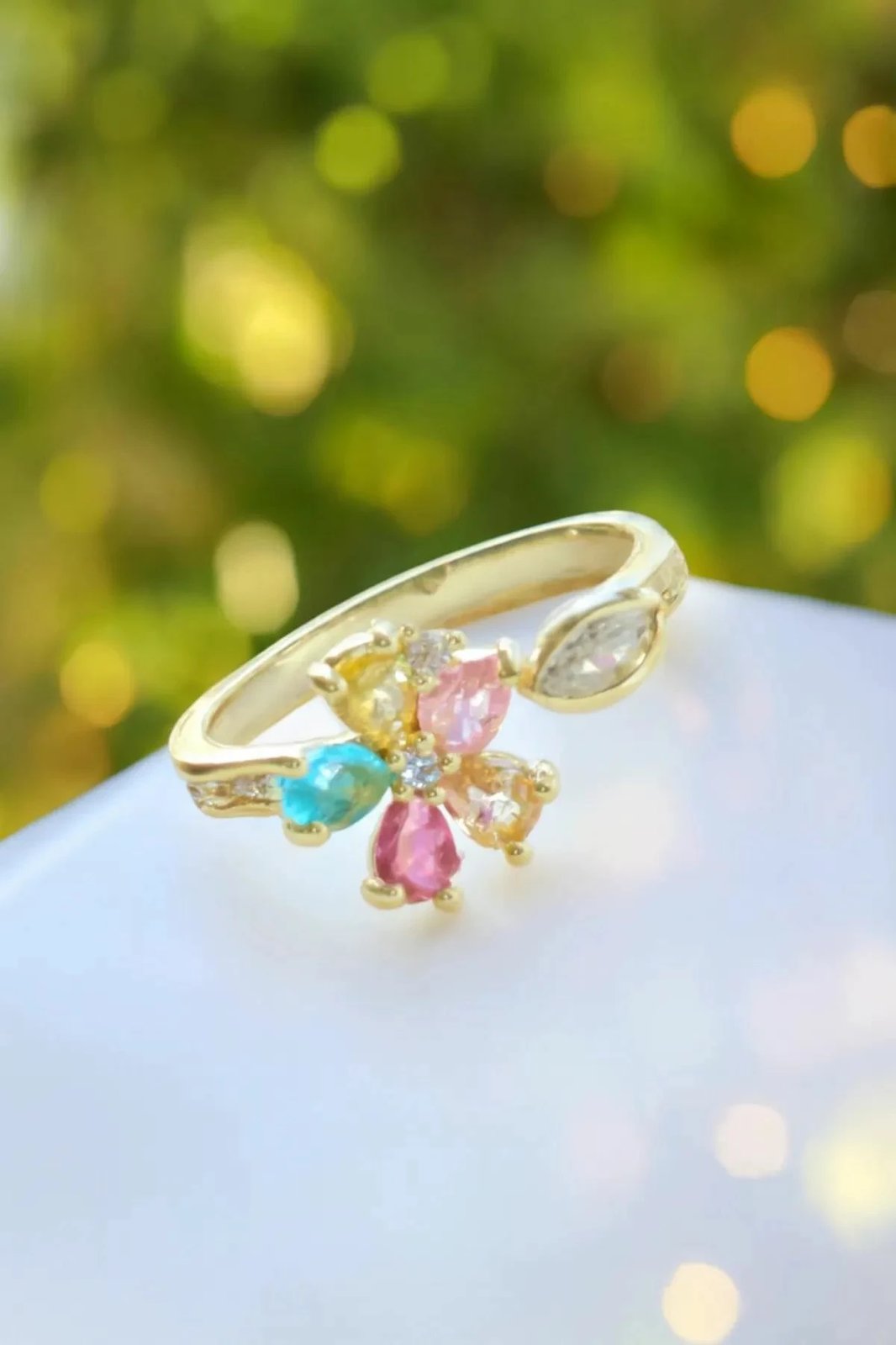 Unazë Jumeon, ngjyrë ari, me gurë zirkon, e rregullueshme