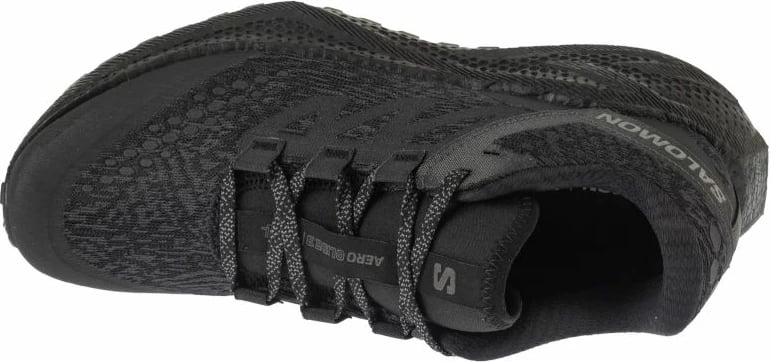 Atlete Salomon, të zeza