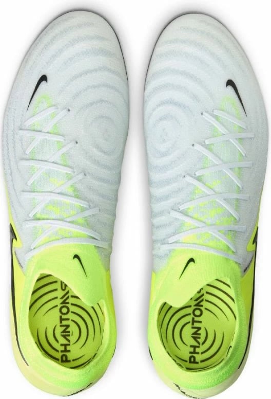 Atlete futbolli Nike për meshkuj, të bardha dhe të verdha