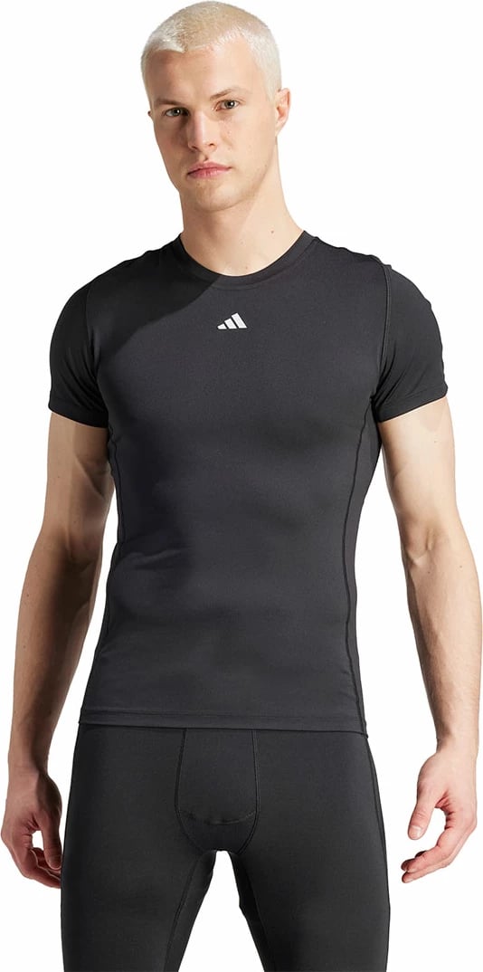Maicë për meshkuj adidas, e zezë