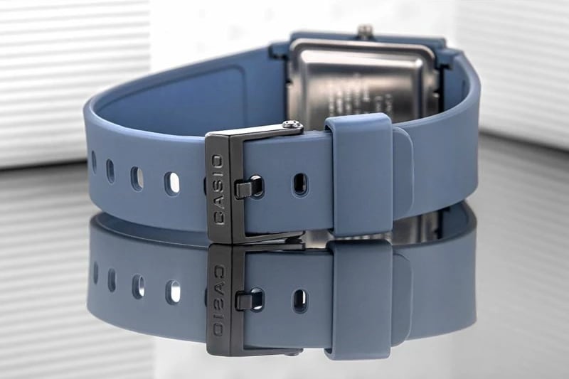 Orë dore për femra Casio, blu