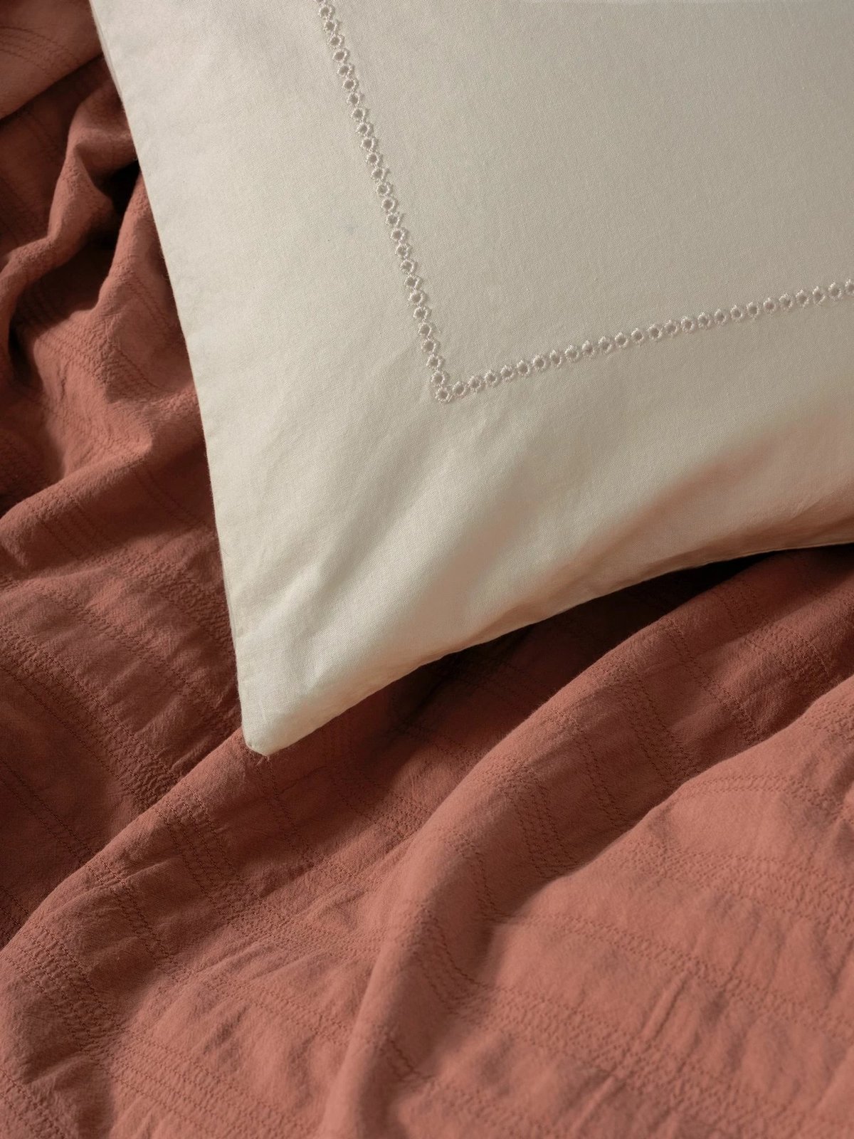 Set Double Pique L'essentiel, ngjyrë e kuqe qeramike (Tile Red), Vilo