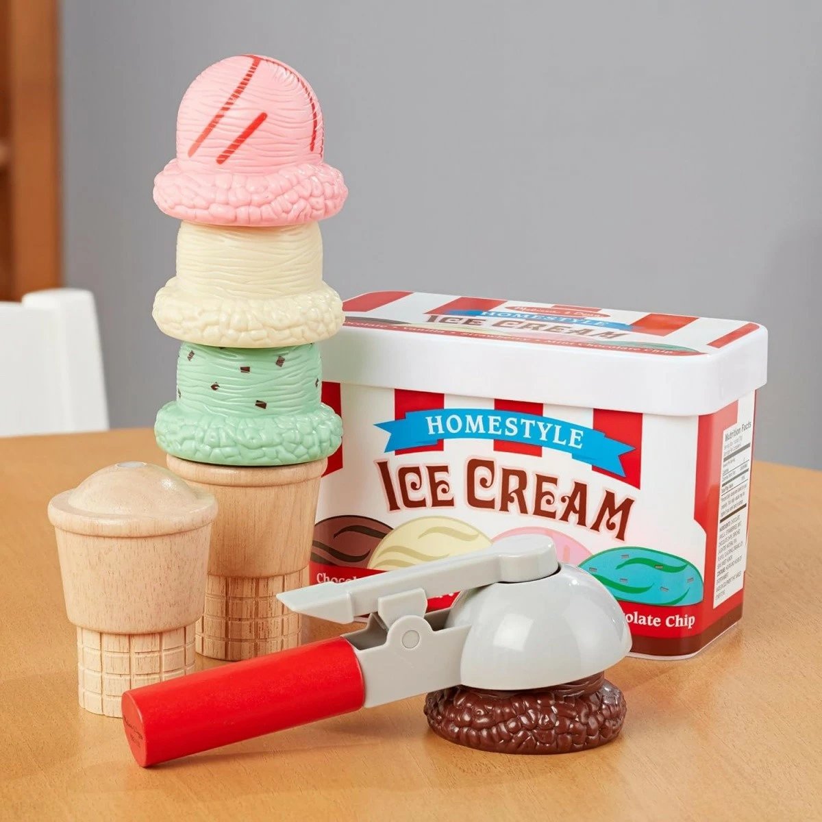 Set lodër për akullore Melissa & Doug Ice Cream Parlor MPN 6074871, 8 copë, shumëngjyrëshe