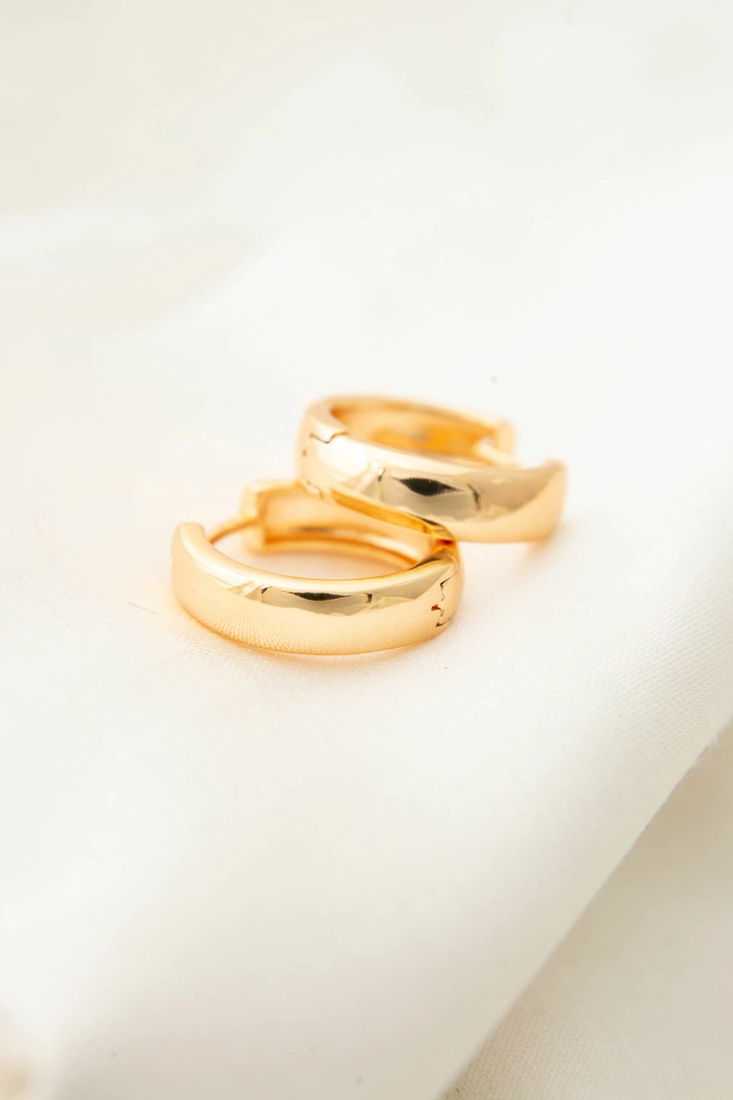 Vathë metalik ngjyrë ari Elika, CKP9354