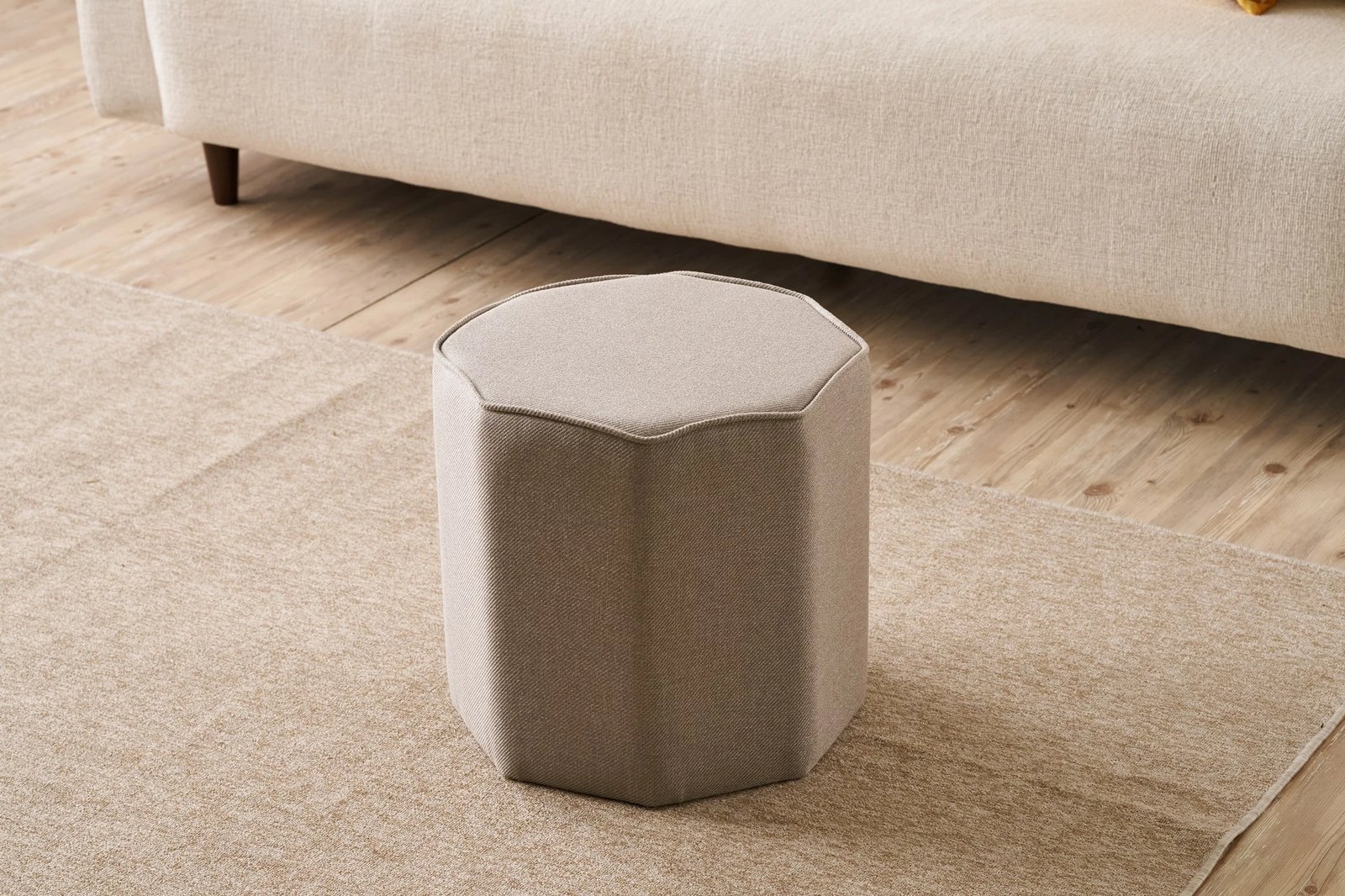 Puf Atelier del Sofa, İnözü, bezhë