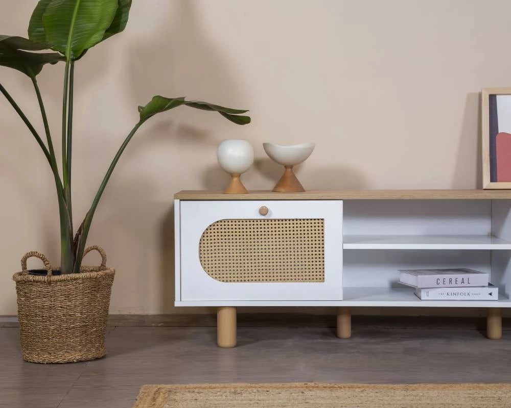 Komodë TV Skye Decor, stil bohem, e bardhë dhe lis