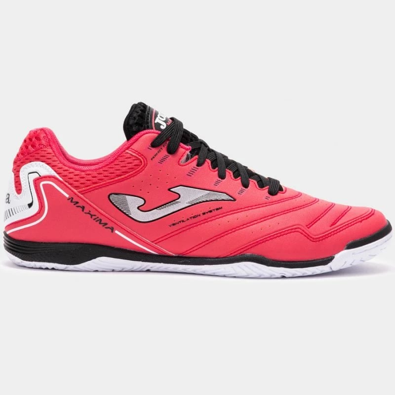 Atlete futbolli Joma, rozë