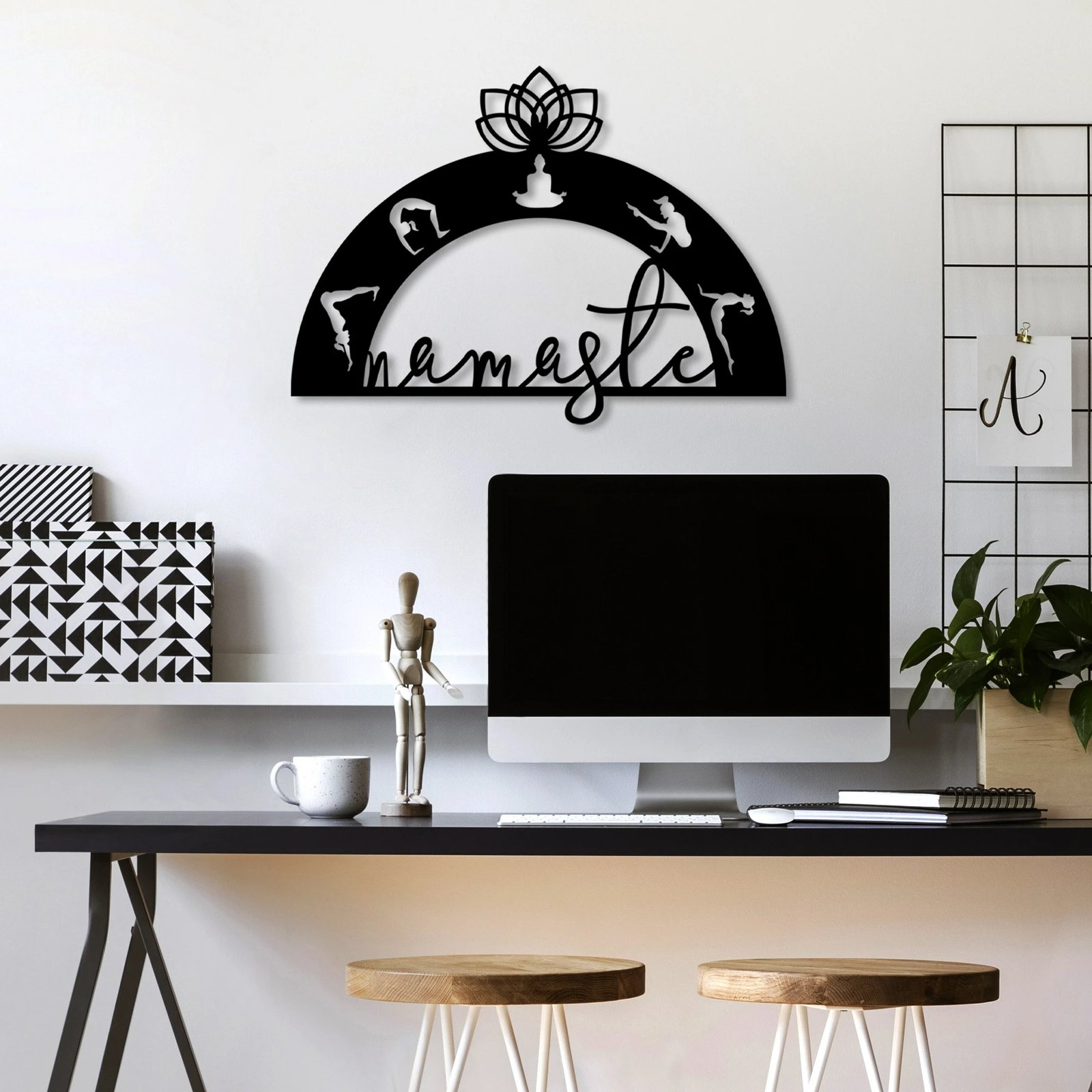 Aksesor dekorativ metalik për mur, Namaste, Wallity, ngjyrë e zezë