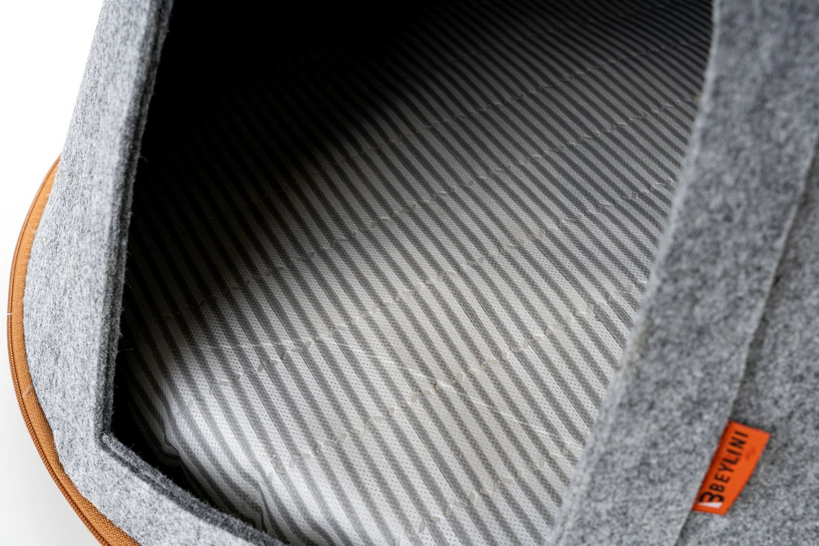 Shtrat për mace prej ndjese, ngjyrë gri, Paws & Whiskers, CATHOMEL, 50x50x60cm