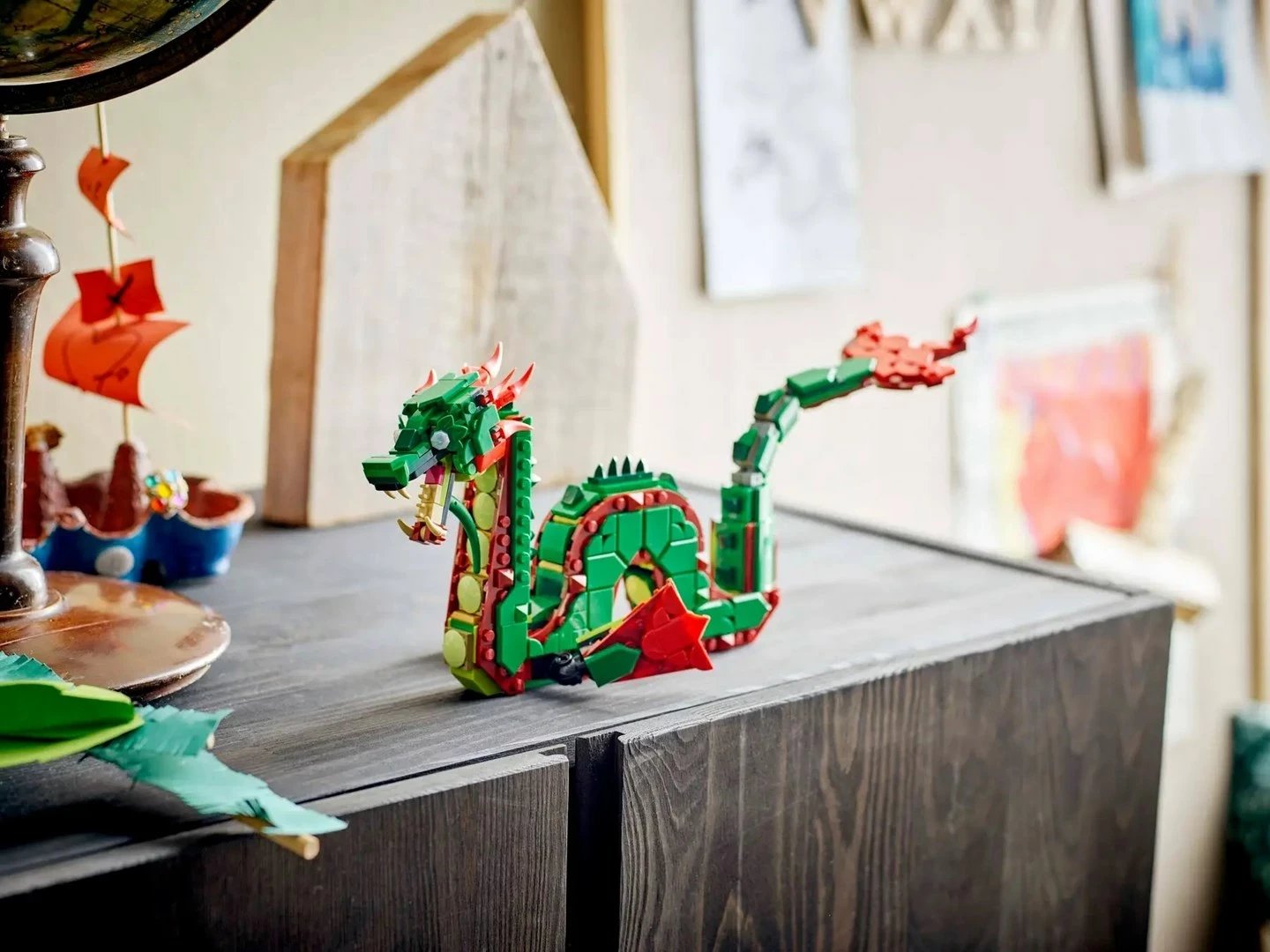 Lego Creator 3-in-1 31161 Medieval Dragon, 715 pjesë