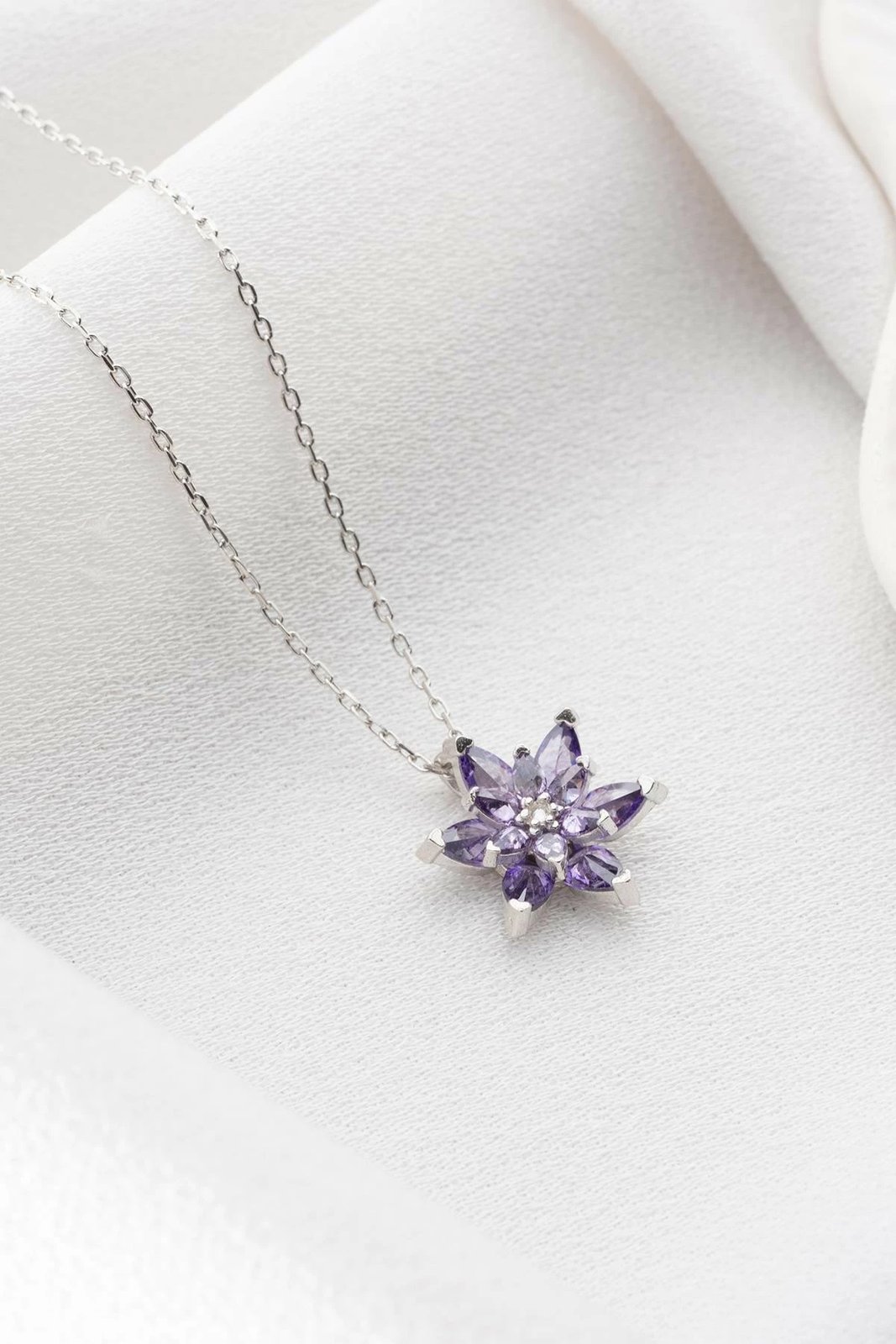 Varëse argjendi Jumeon, ngjyrë e argjendtë me gur të purpurt, NRZ999363