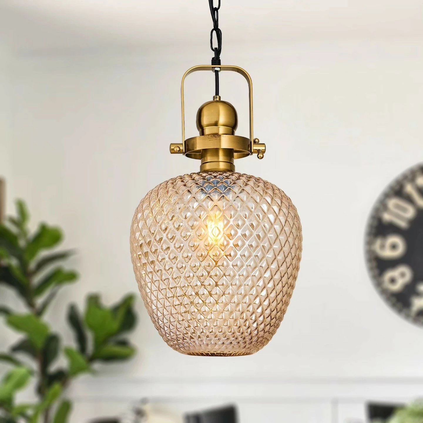 Llambadar Opviq, ngjyrë mjaltë, 4740-2A