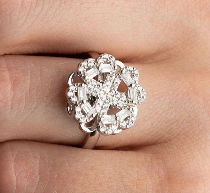 Unazë argjendi Jumeon, NRZ999497