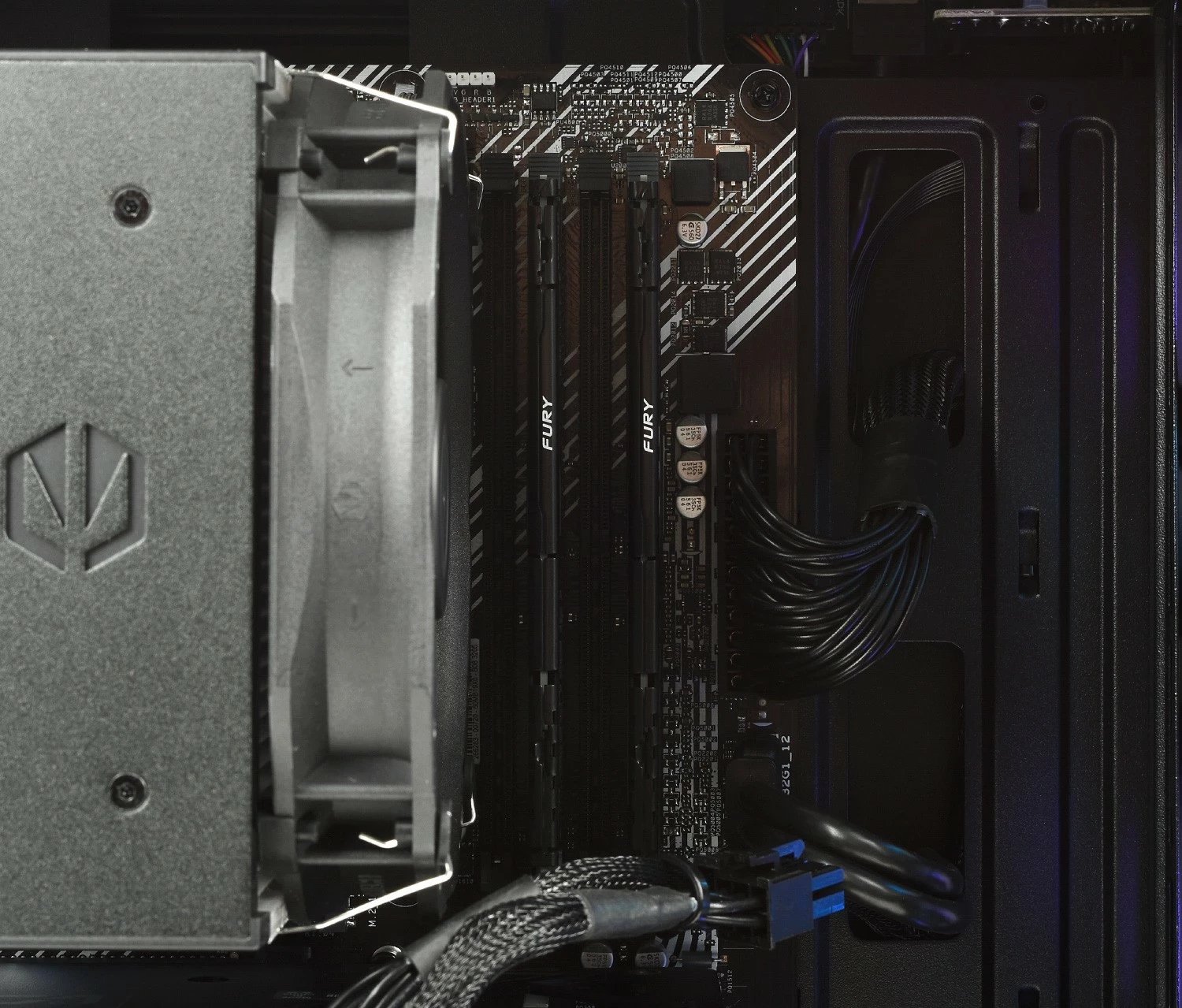 Kompjuter Komputronik Infinity R750 [E11] Ryzen 7, RTX 4060 Ti, 32GB, 1TB+2TB, W11H, i zi