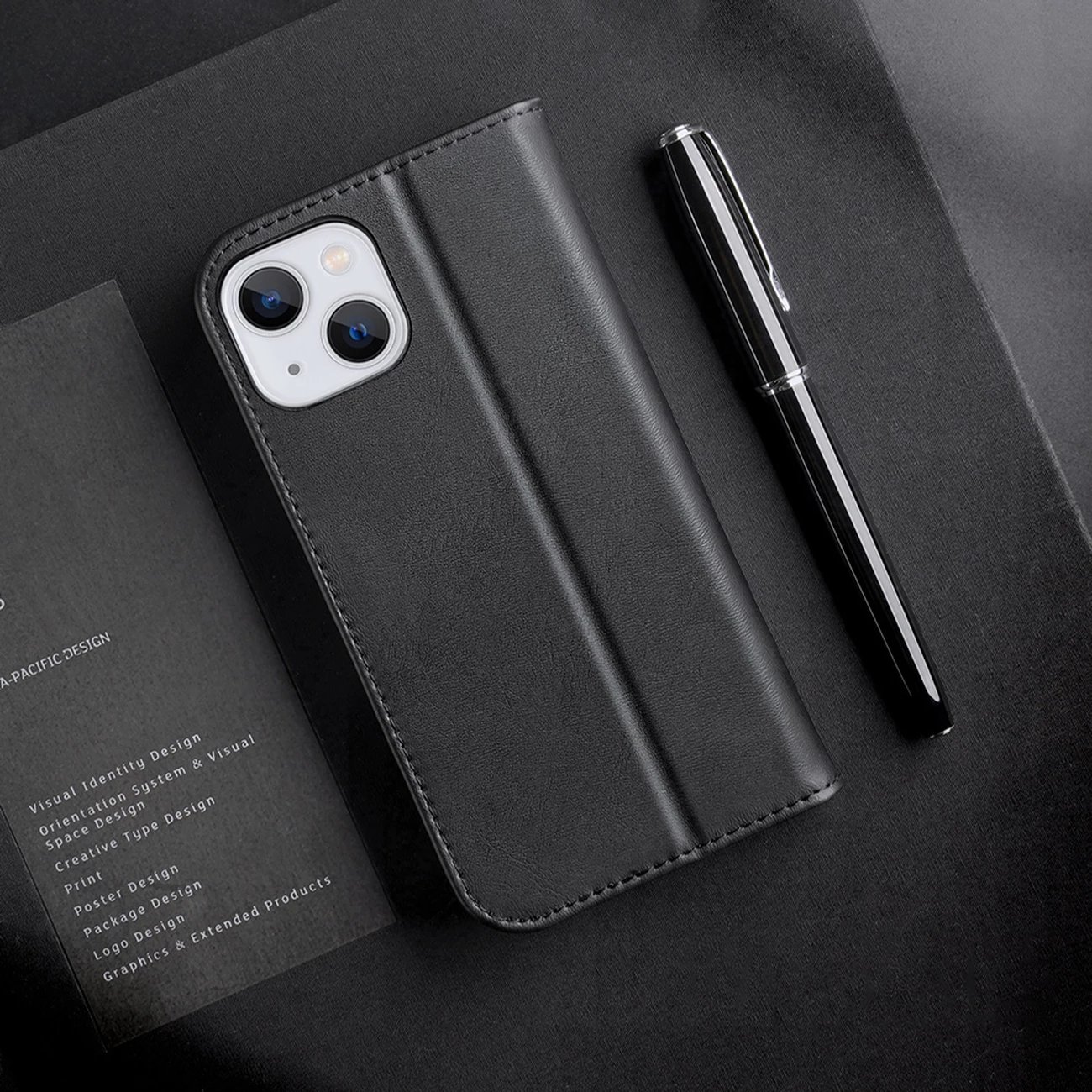 Mbështjellës Dux Ducis Hivo për iPhone 14 Plus, lëkurë natyrale, me xhepa dhe mbrojtje RFID, Kuq