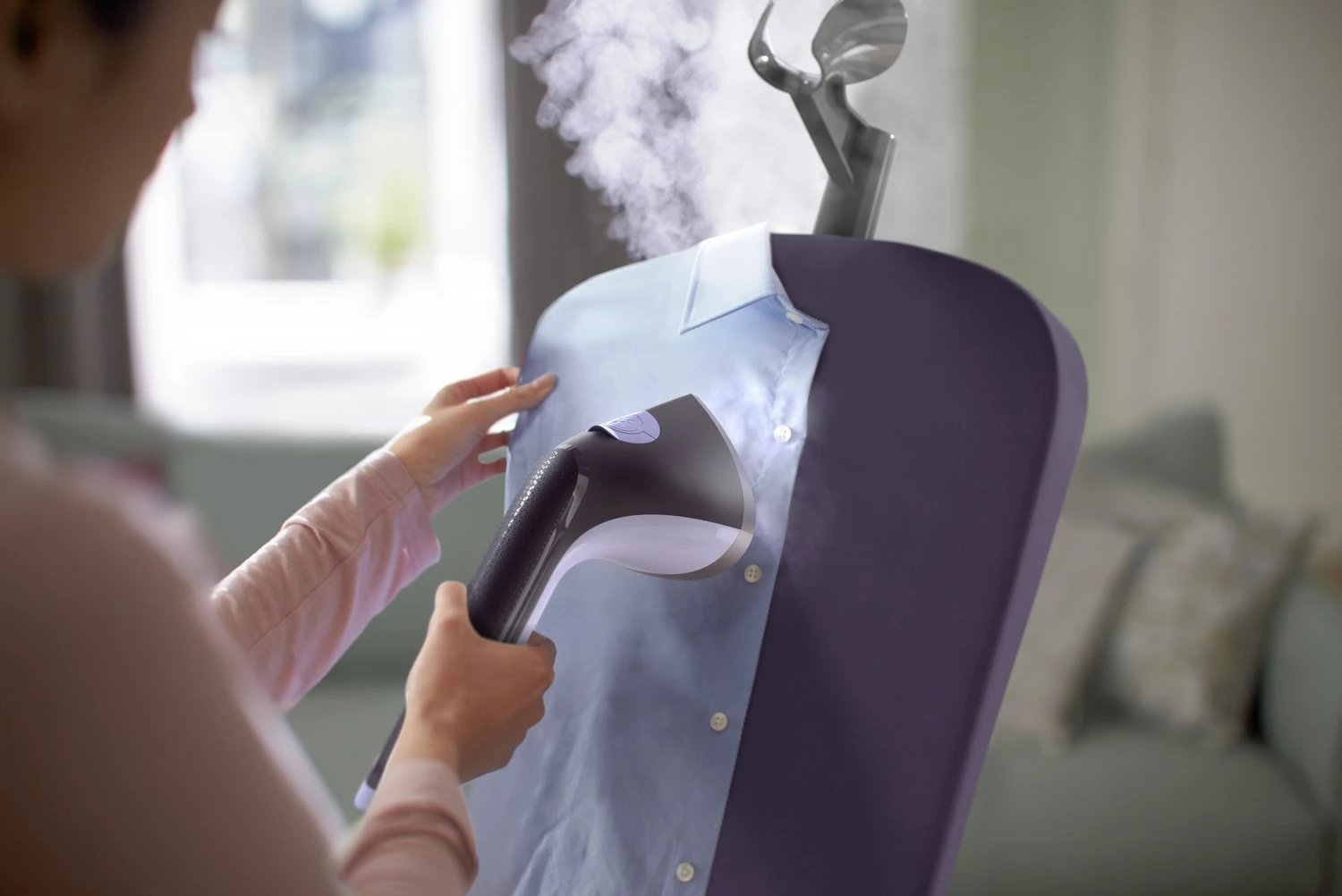 Steamer vertikal Philips STE3180/30 me StyleBoard XL, vjollcë