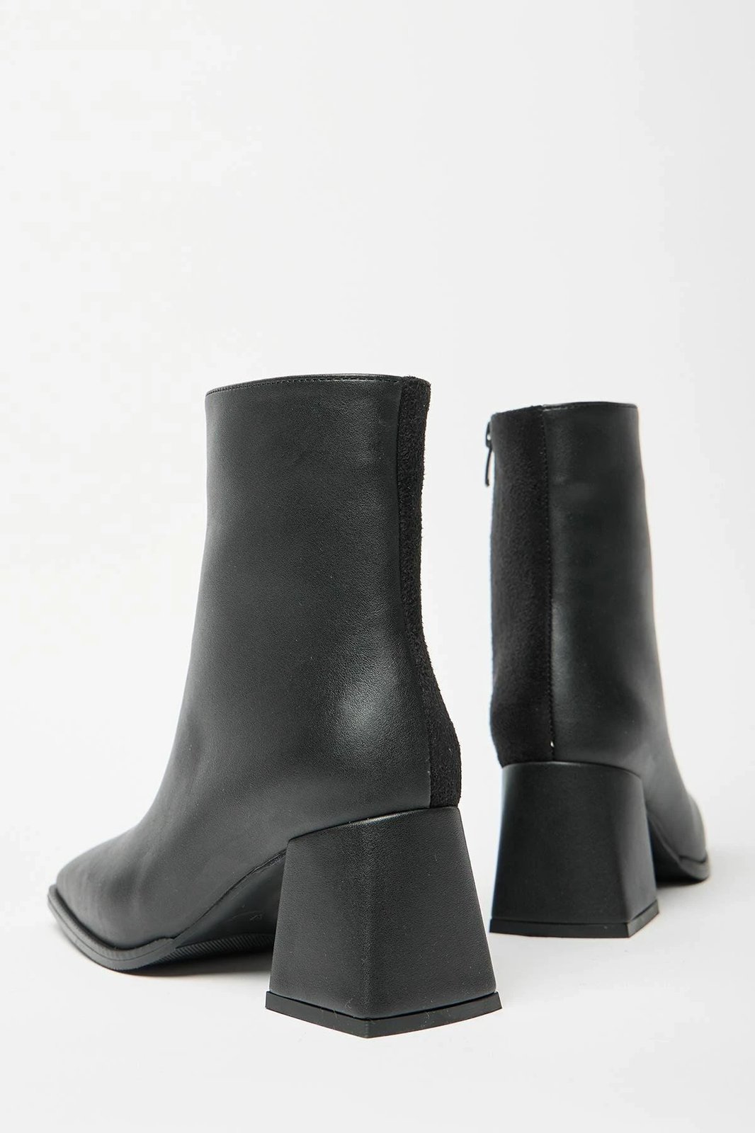 Çizme për gra, ngjyrë e zezë, Jumeon, MK1345025KR20-004