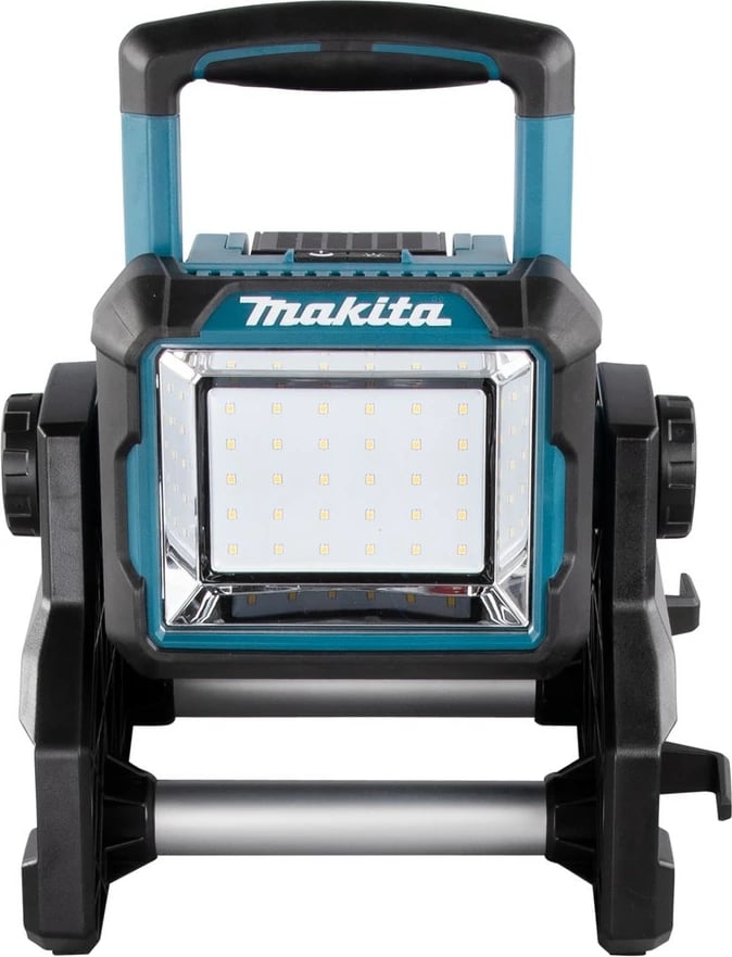 Llambë pune Makita DML811, 31.5W, 6000mAh, LED, e zezë/blu Llambë pune Makita DML811, 31.5W, 6000mAh, LED, e zezë/blu