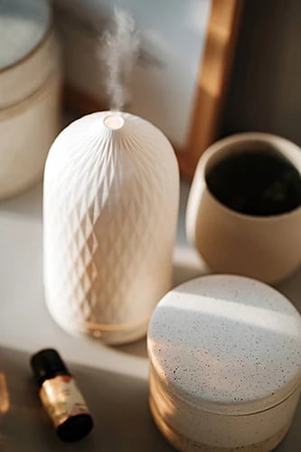 Difuzer arome ultrasonik, Camry, CR 7970, 100 ml, dritë ambienti, i bardhë