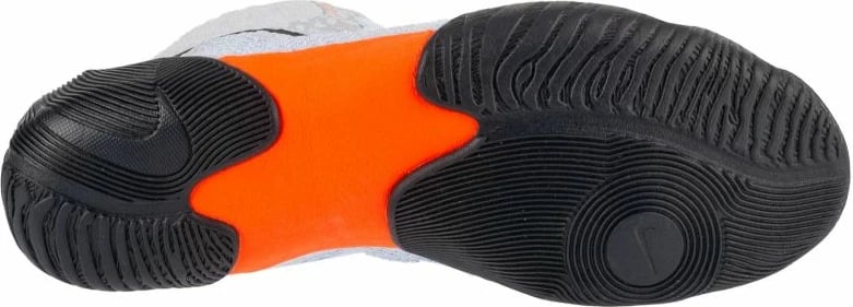 Atlete për meshkuj Nike, të bardha