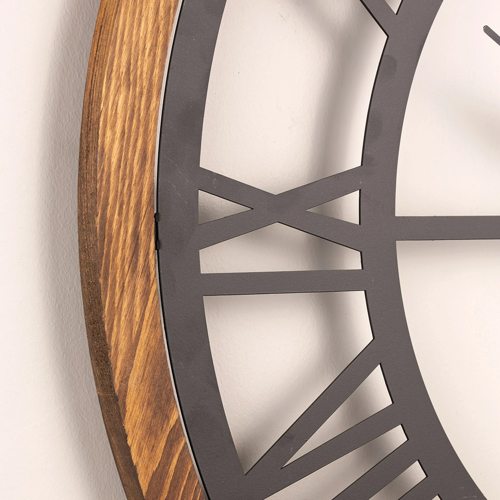 Orë muri dekorative metalike Wallity, numra romakë, e zezë