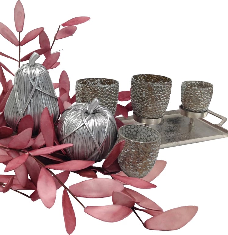 Dekor mollë prej polirezine, ngjyrë argjendi, 13x13x14cm