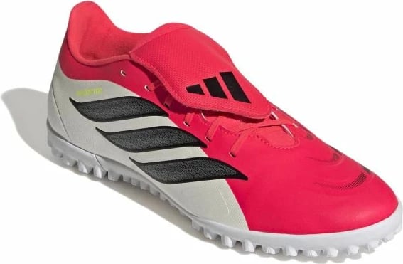 Atlete futbolli adidas, pa ngjyrë të caktuar