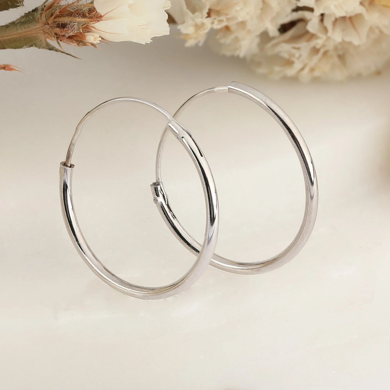 Vathë argjendi rreth, Jumeon, 7313