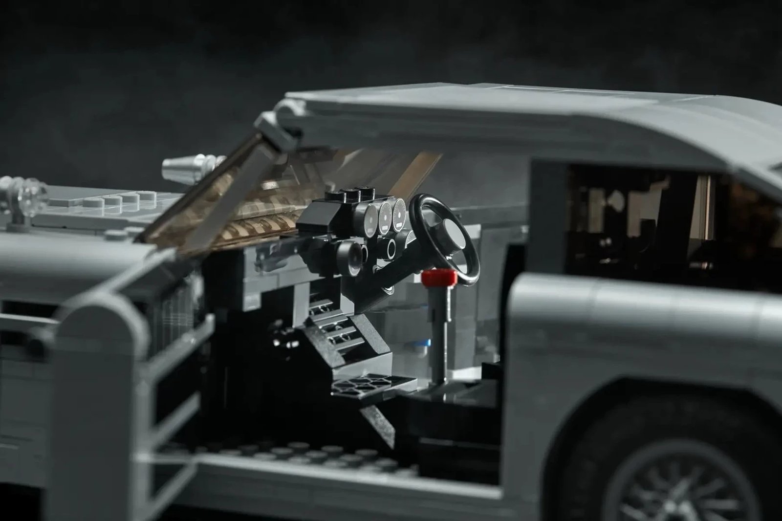 Set LEGO Creator Expert 10262 James Bond Aston Martin DB5 Set LEGO Creator Expert 10262 James Bond Aston Martin DB5