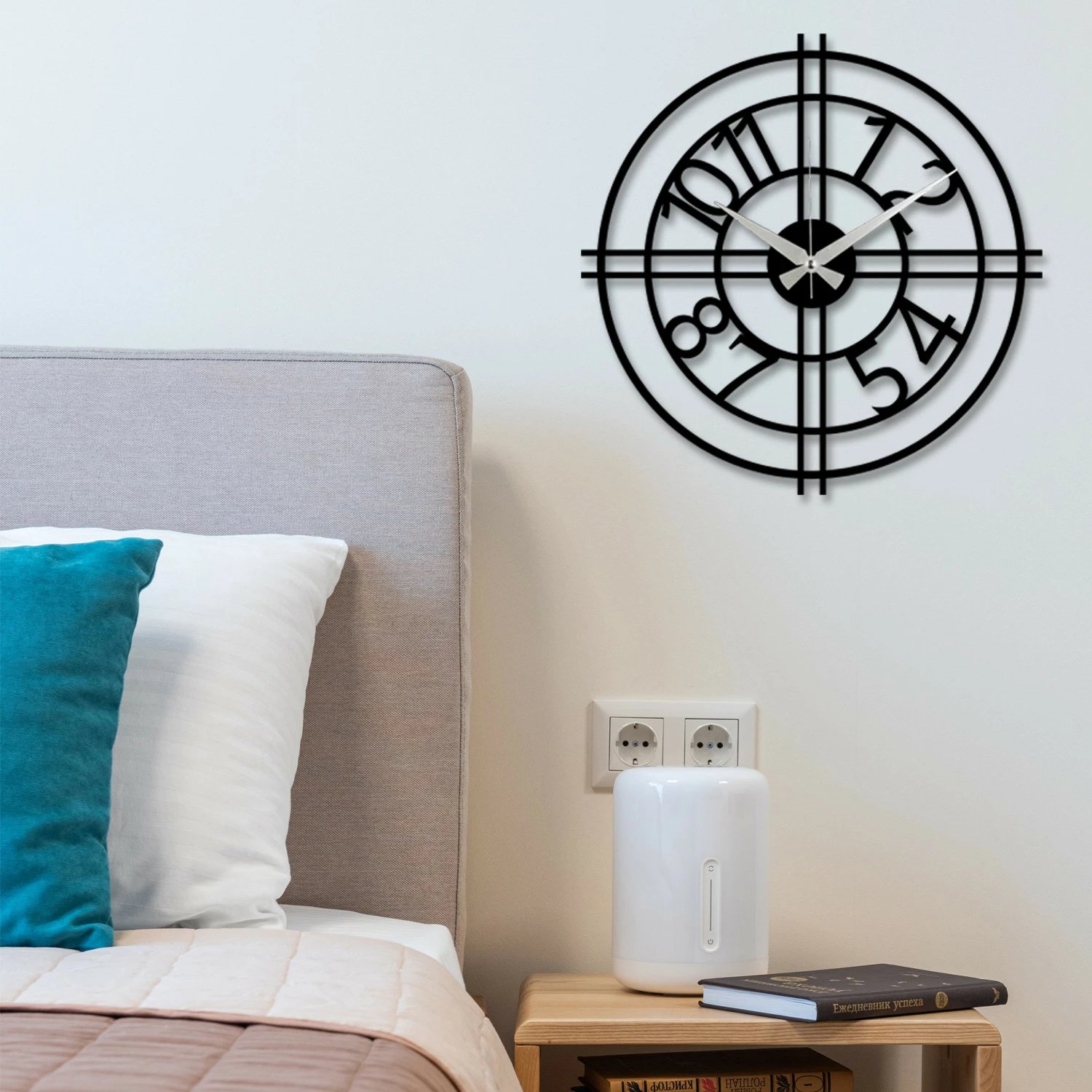 Orë muri dekorative prej metali, Wallity Enzoclock - S010, e zezë, 48x48cm