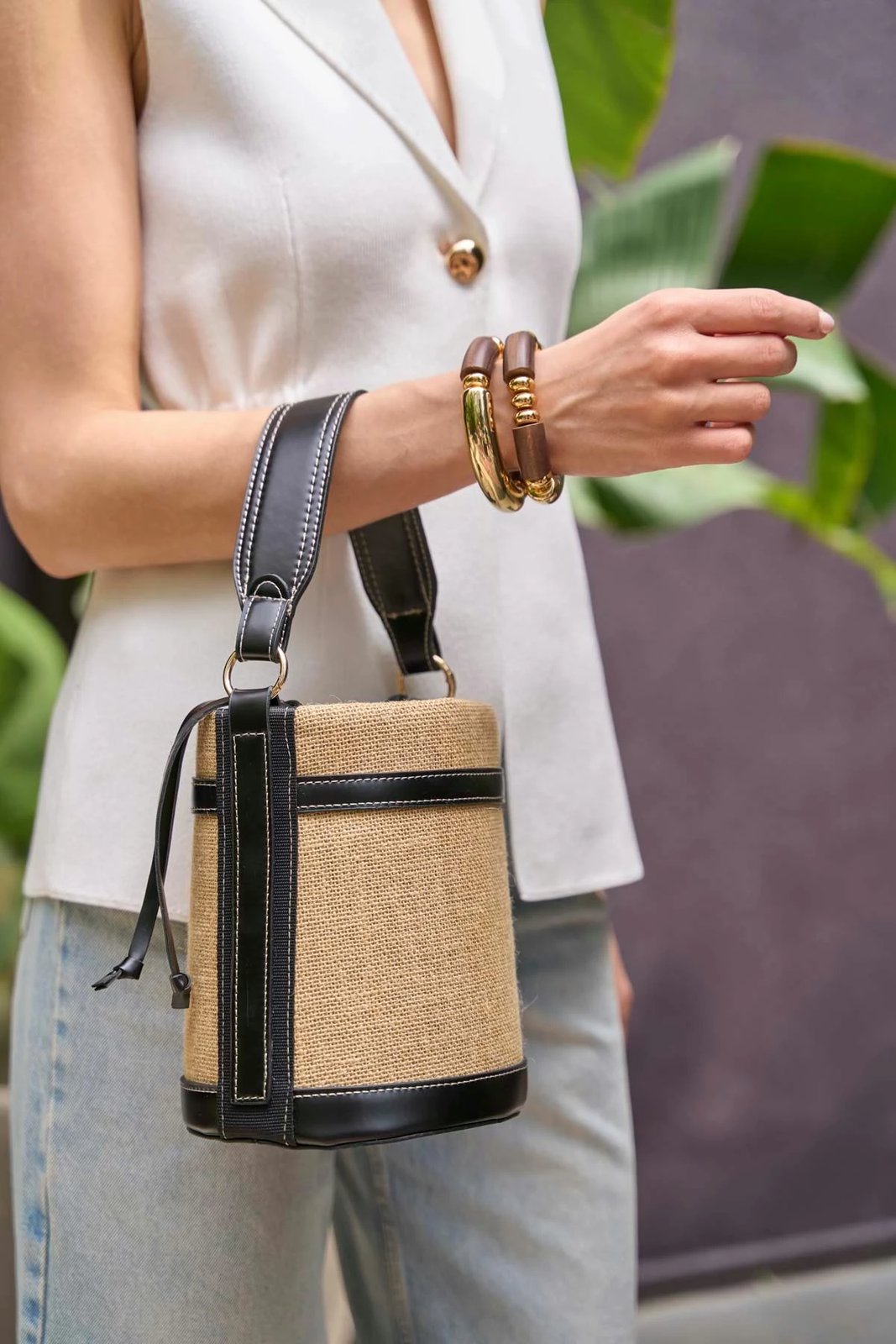 Çantë dore Zoozie Bags, MK1020225SAG10-01, e zezë, ngjyrë lisi
