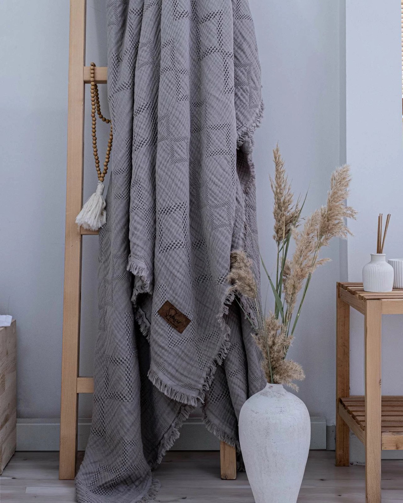 Mbulesë dyshe për shtrat, ngjyrë gri e errët, L'essentiel, Oscar