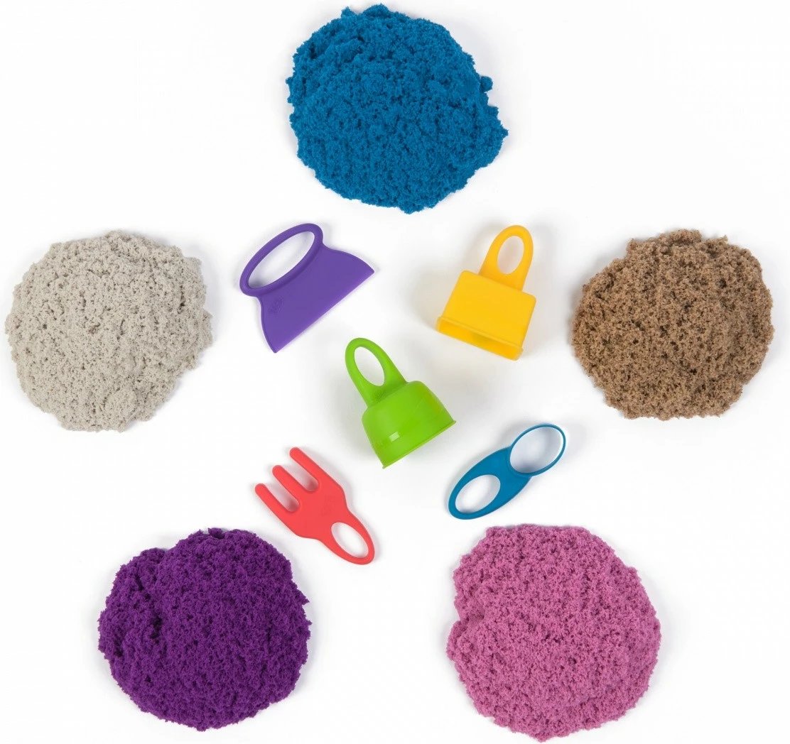 Set rërë kinetike Spin Master Kinetic Sand Sensory Box, 5 ngjyra, me valixhe