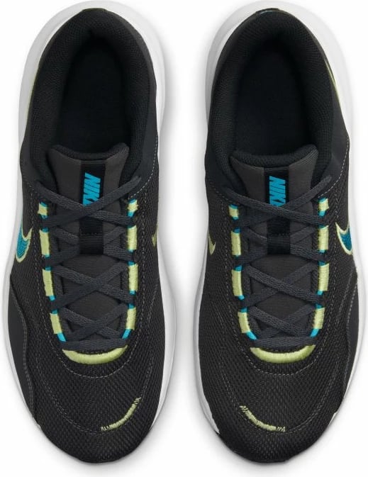 Atlete për meshkuj Nike Legend Essential 3 Next Nature M, të zeza