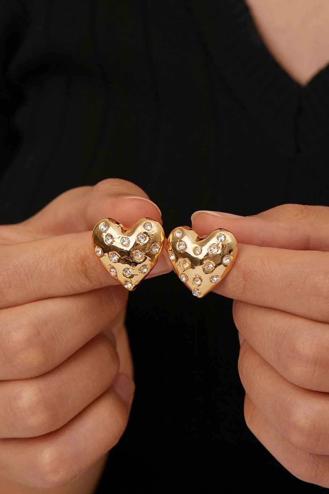 Vathë metalik në formë zemre, ngjyrë ari, ELKGC68017