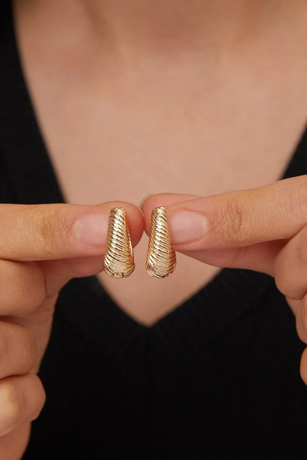 Vathë metalik ngjyrë ari, Elika, ELKGC68075