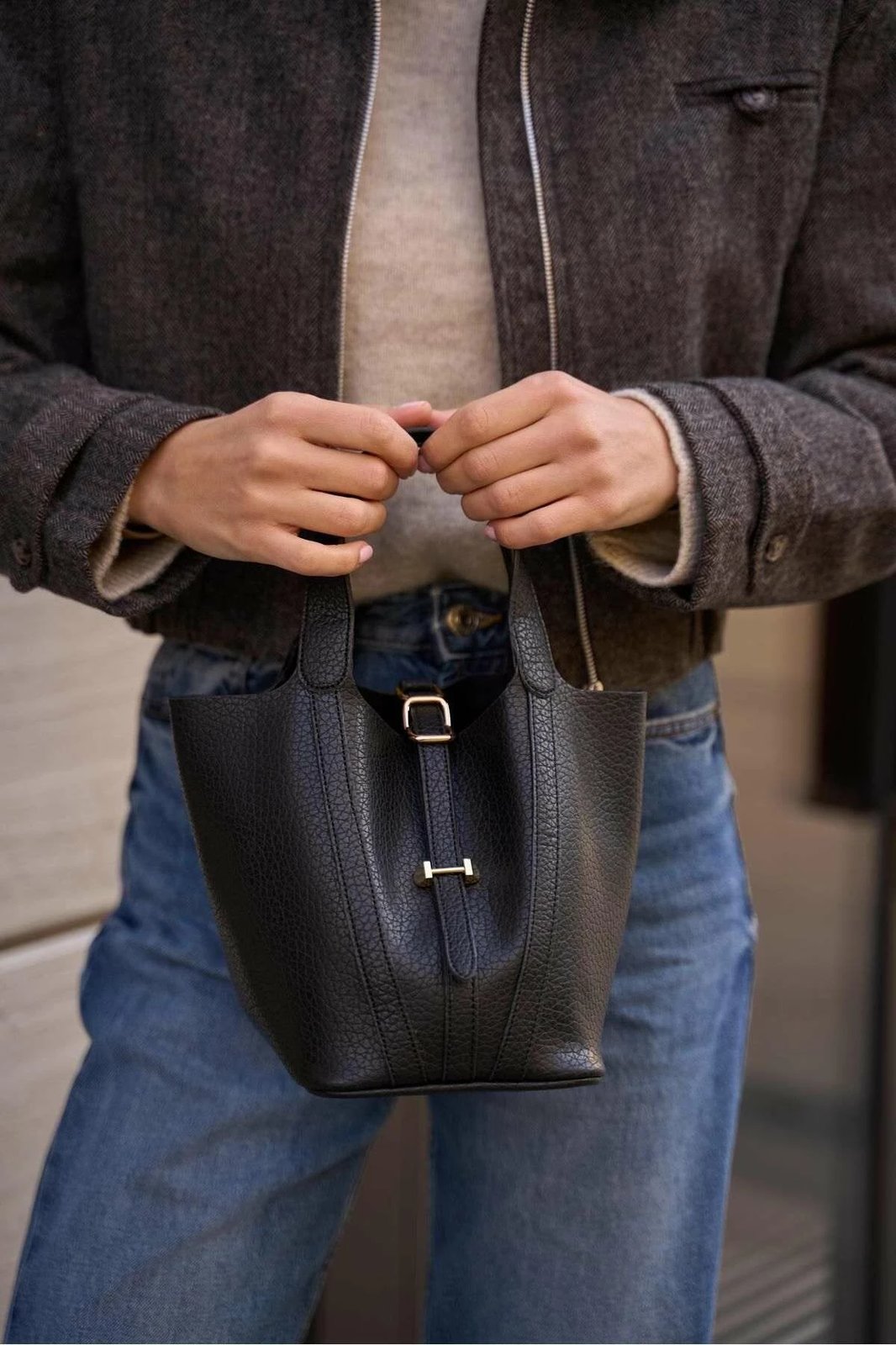 Çantë dore Zoozie, e zezë, MK1020224SV10-006