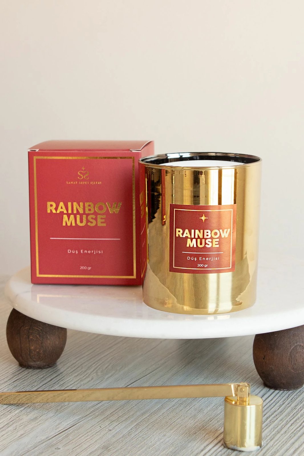 Qiri aromatik Rainbow Muse, ngjyrë ari