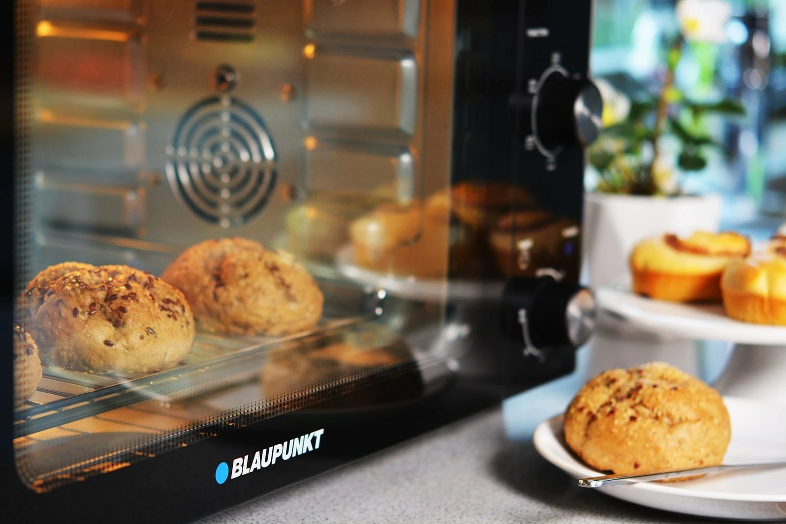 Furrë Blaupunkt EOM601, çelik inox, e zezë