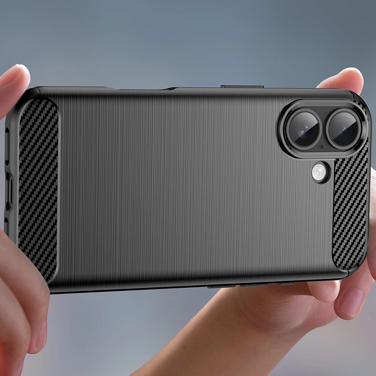 Mbështjellës Hurtel Carbon Case për iPhone 17, i zi