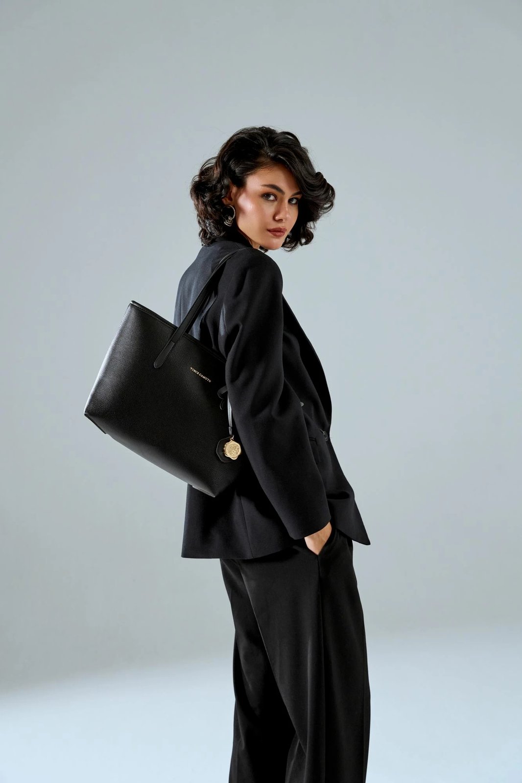 Çantë tote Vince Camuto, Taormina, e zezë