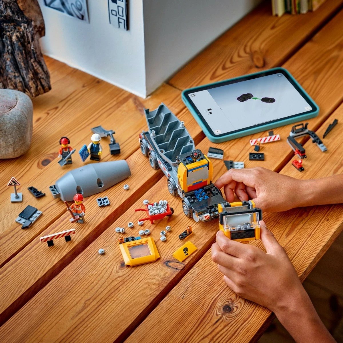 Set lodrash ndërtimi LEGO City 60478 mikser betoni, 371 pjesë, 7+ vjeç