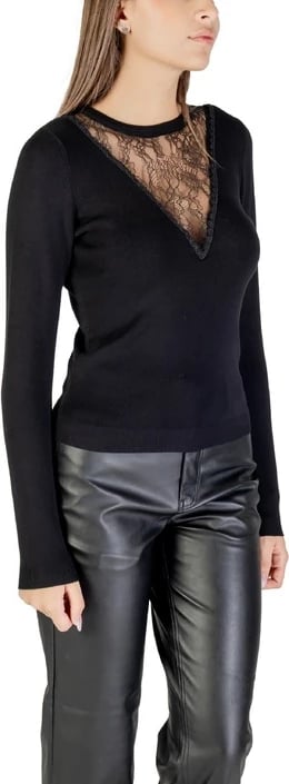 Maicë Morgan De Toi, femra, e zezë