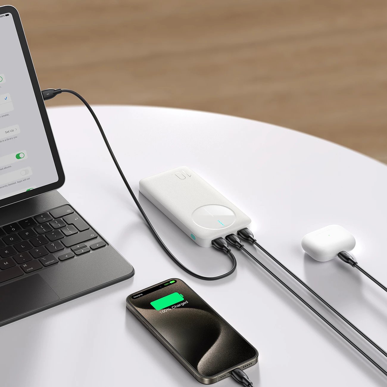 Powerbank Joyroom JR-PBF12, 10000mAh, 3 porta, i bardhë