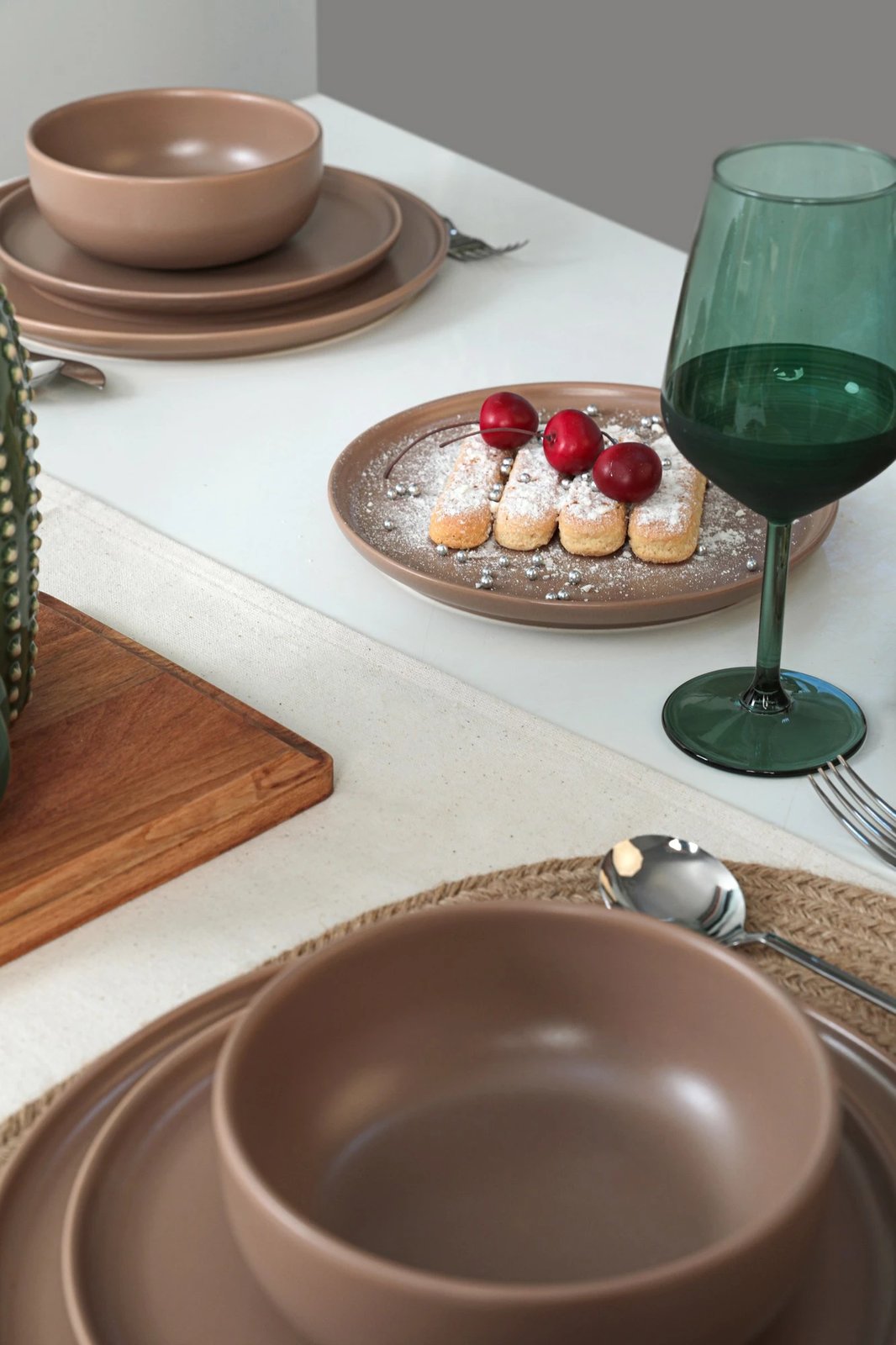 Set enësh për drekë, qeramikë, 18 copë, ngjyrë taupe, Hermia Concept, X0001346800000000000000000