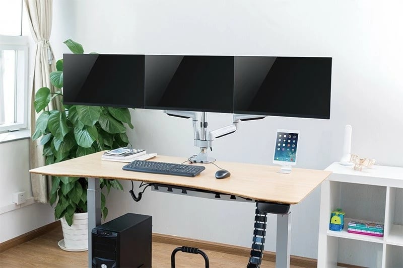 Mbajtëse tavoline për 3 monitorë LogiLink BP0052, alumini, për monitorë 13-32 inç, ngjyrë alumini