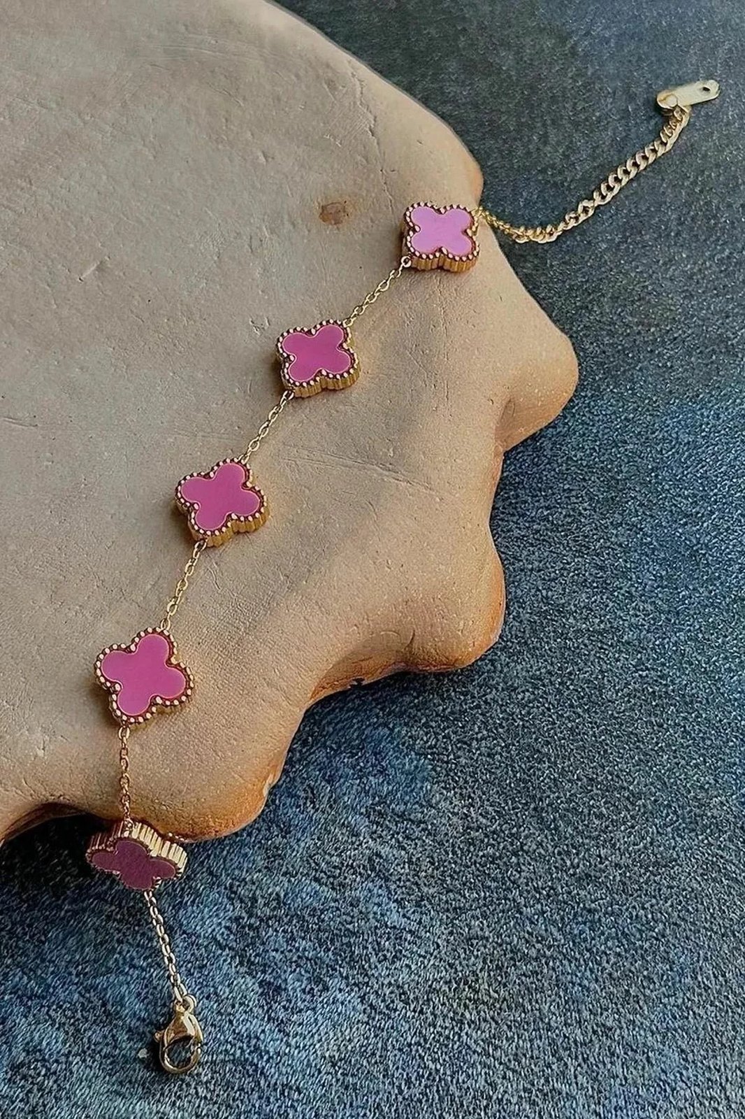 Byzylyk Jumeon, ngjyrë ari, gurë zirkoni, 23cm